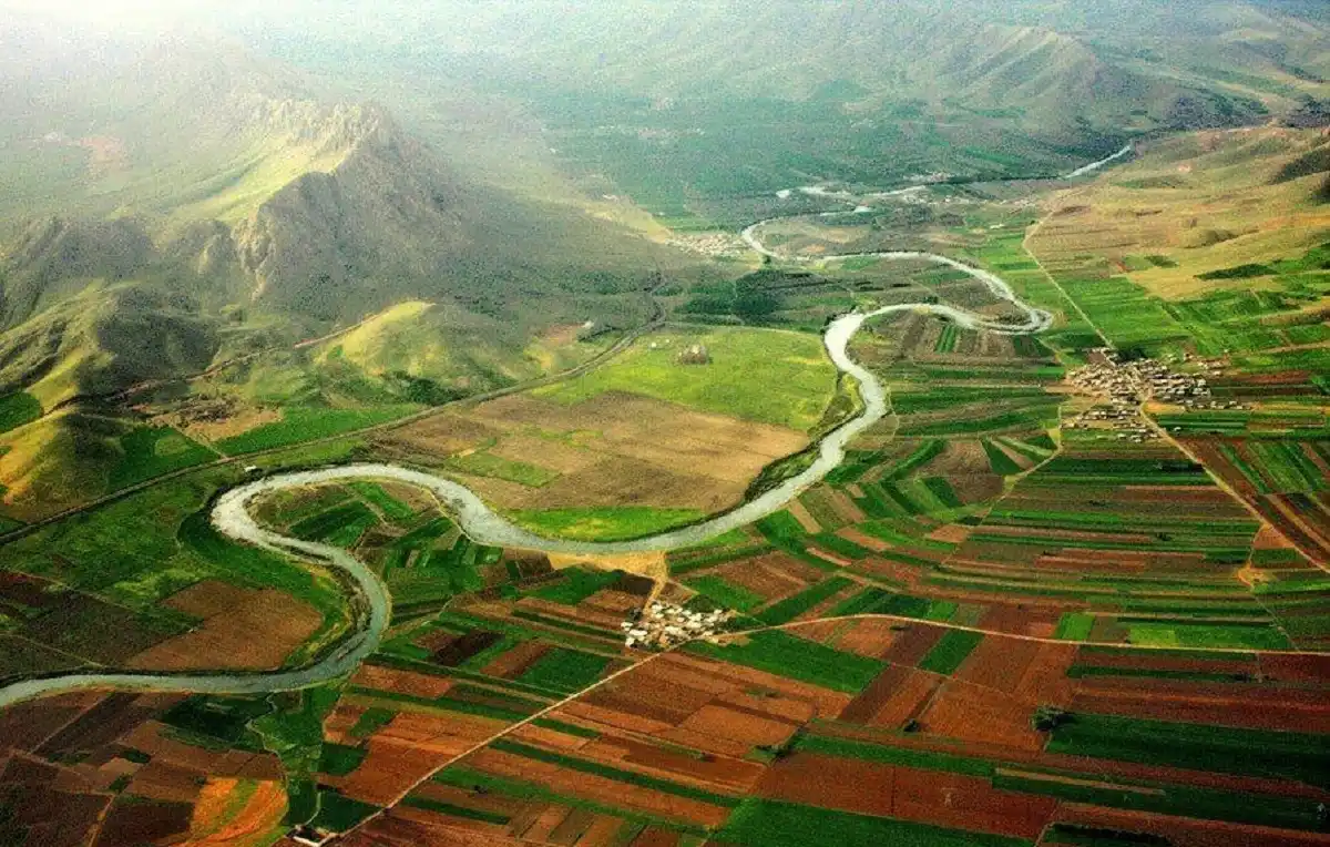 آشنایی با شهر نهاوند: گم‌شده‌ای در دل تاریخ